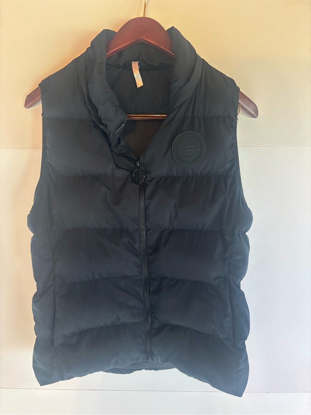 Fabletics Women's Black Puffer Vest Full Zip Sleeveless Short Size L